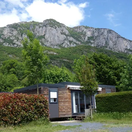 Camping Ecovillage Soleil Du Pibeste Agos-Vidalos Exterior photo